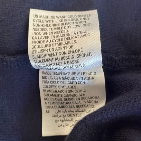 EUC Woman’s Large Karen Scott Blue Short Sleeved V~Neck Button Detailed T~Shirt - Picture 6 of 6